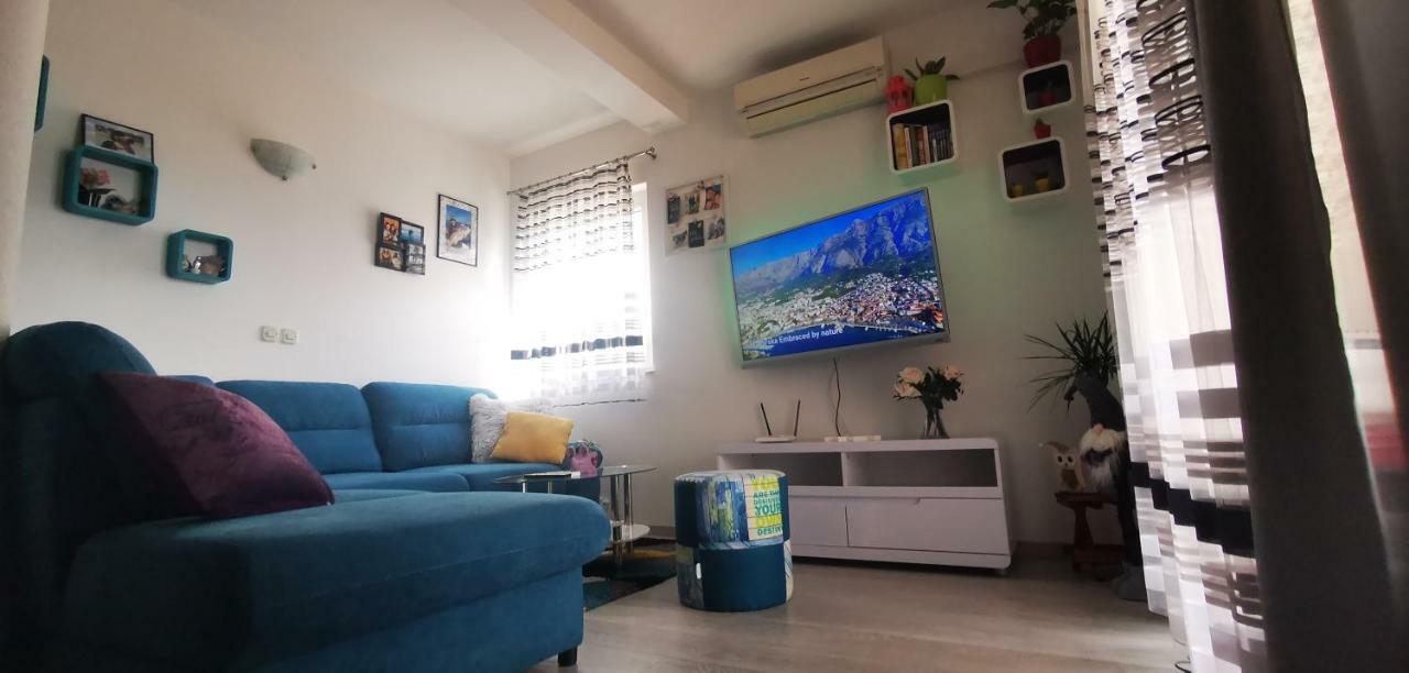 Apartment Dalmatia Макарска Экстерьер фото