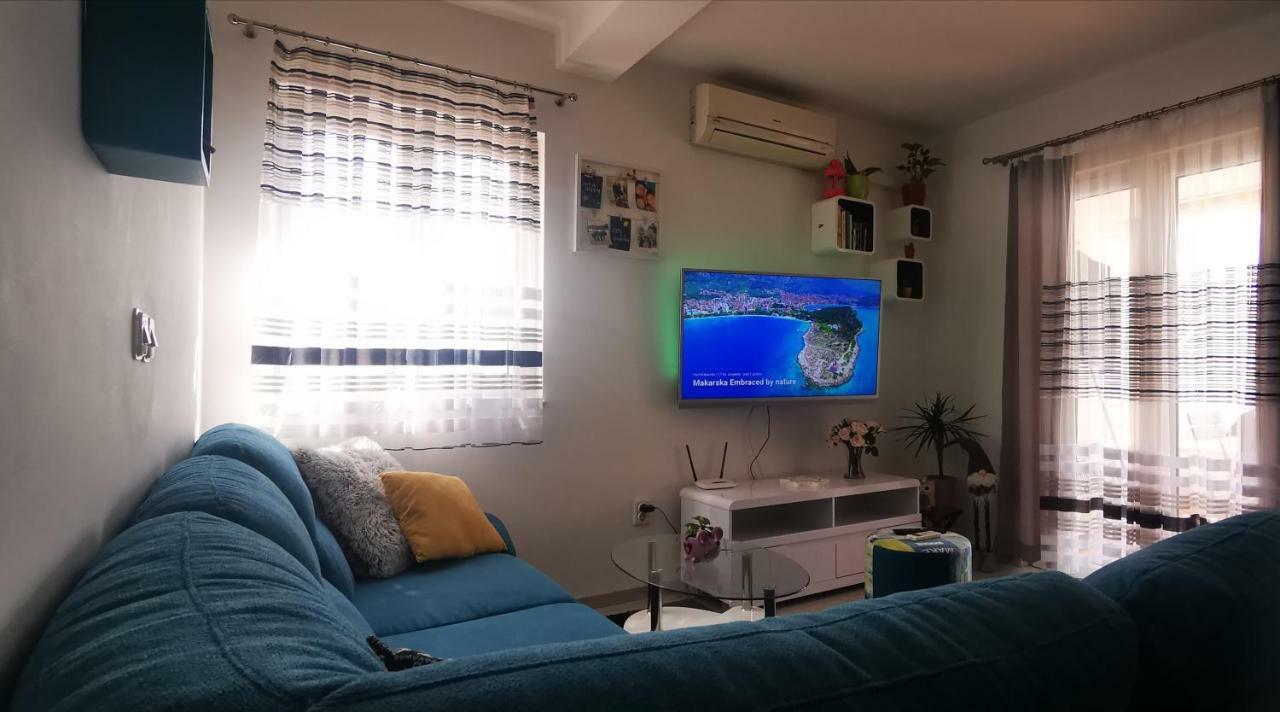 Apartment Dalmatia Макарска Экстерьер фото