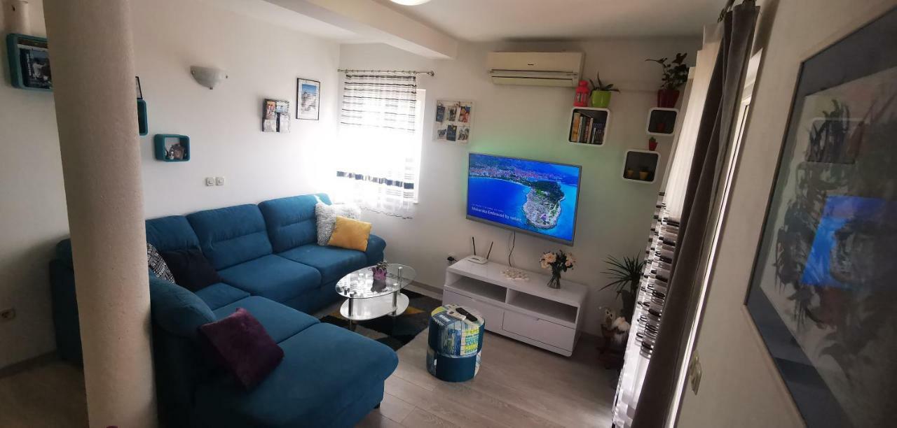 Apartment Dalmatia Макарска Экстерьер фото